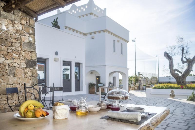 Masseria Le Mandorle Ugento Exterior photo